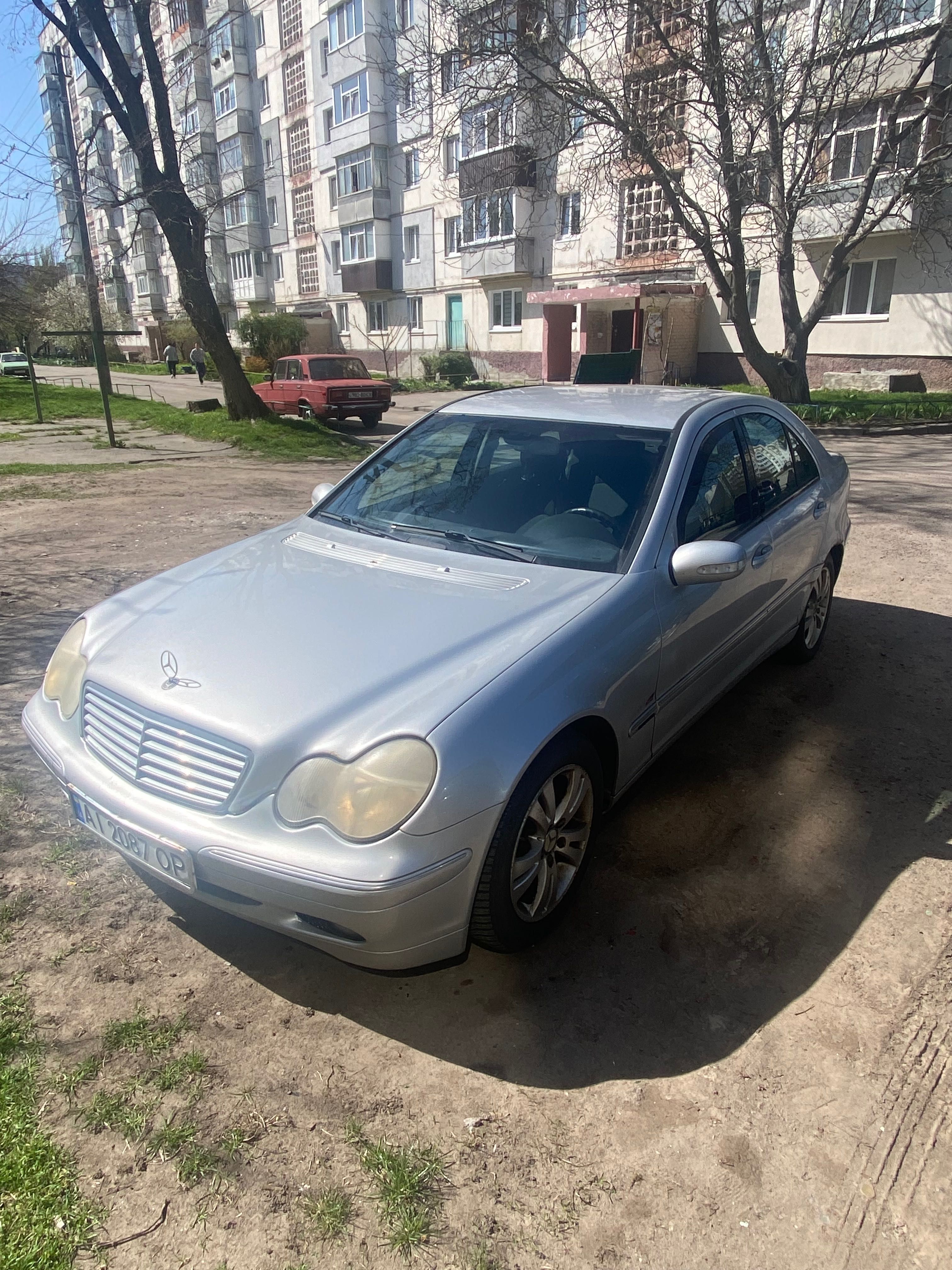 Мерседес Бенц w203