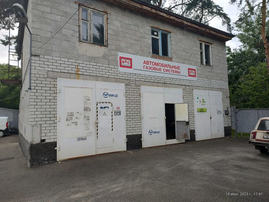 Здам Гараж під СТО Склад  Цех Виробництво. 3 бокси по 3 поверхи 210квм