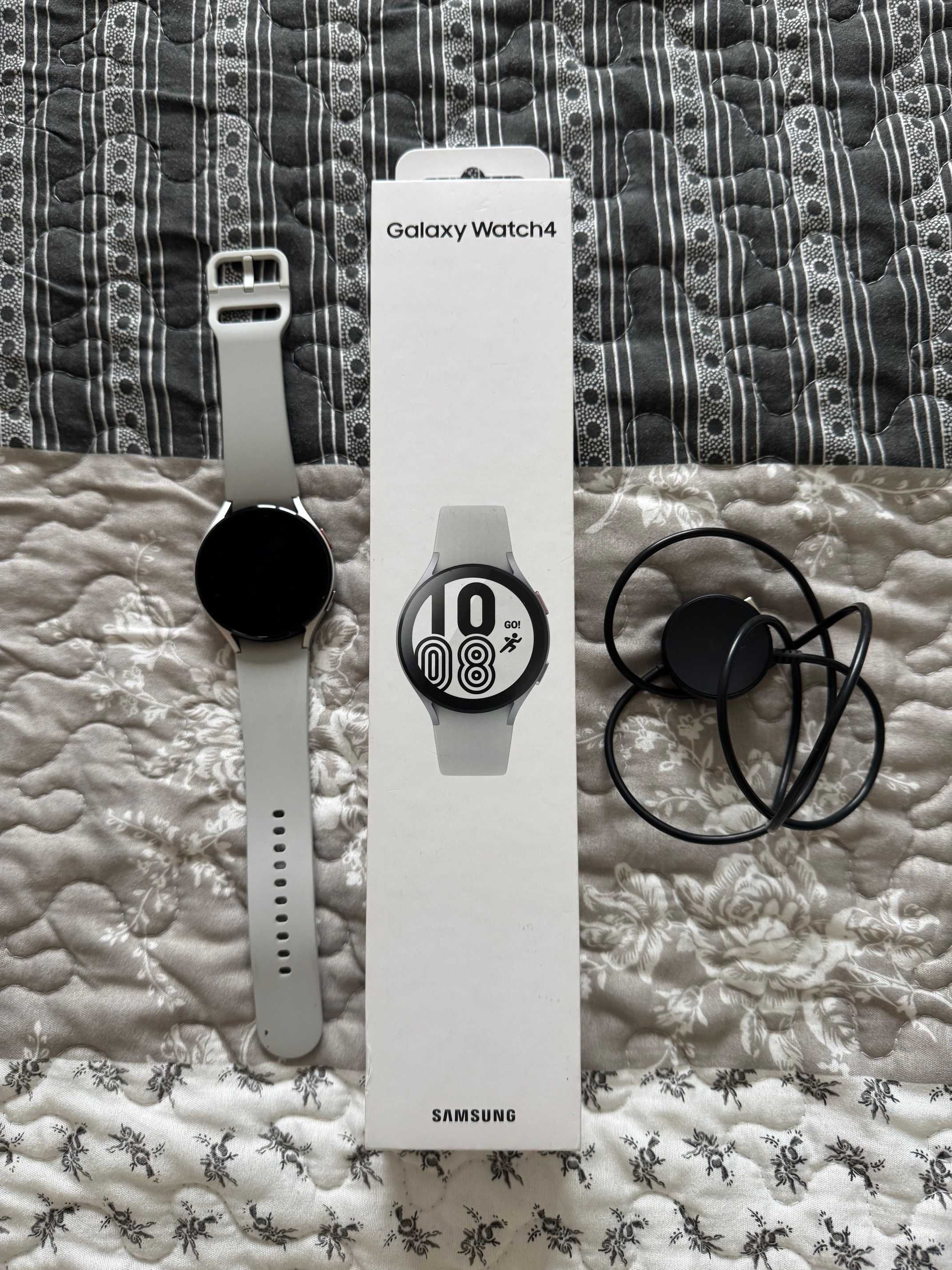 Samsung Galaxy Watch 4, 44mm Stan Idealny