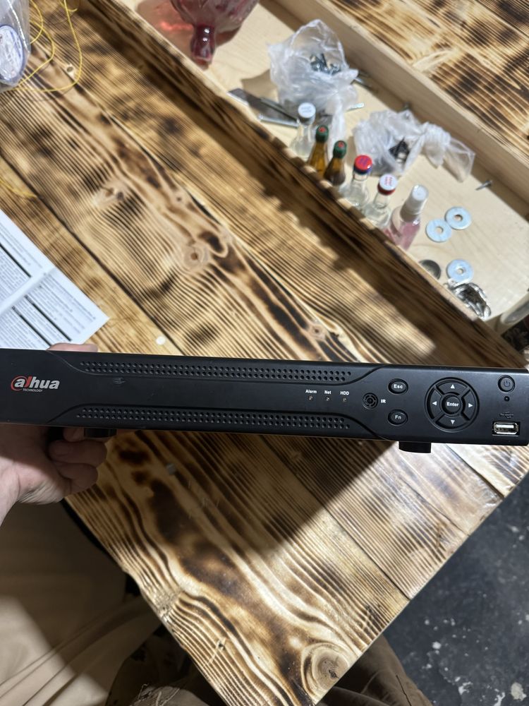 Регистратор dahua DH-DVR3116E