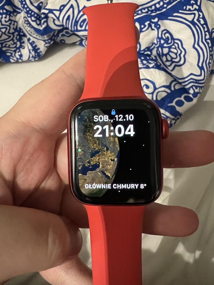 Apple watch 6 red edition