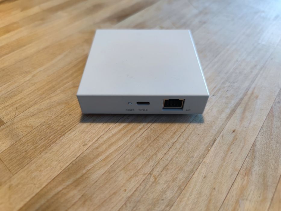 Gateway ZigBee Matter da Moes (Tuya)