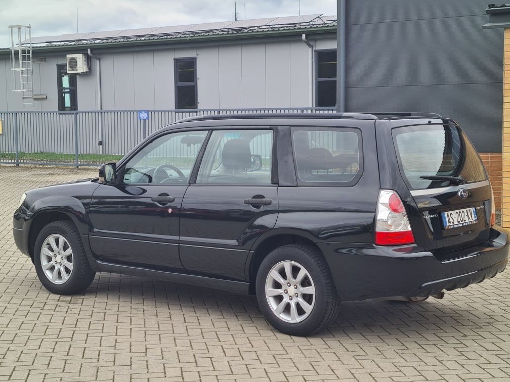 Subaru Forester 2.0X 4WD 4X4