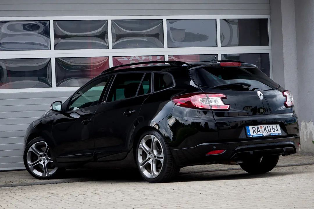 Renault Megane GT 220KM Xenon BOSE Bluetooth Klimatronic Alufelgi Opłacona GWARANCJA