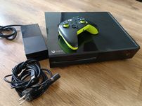 Xbox / Xbox One /Konsola Xbox One 500Gb / Gry