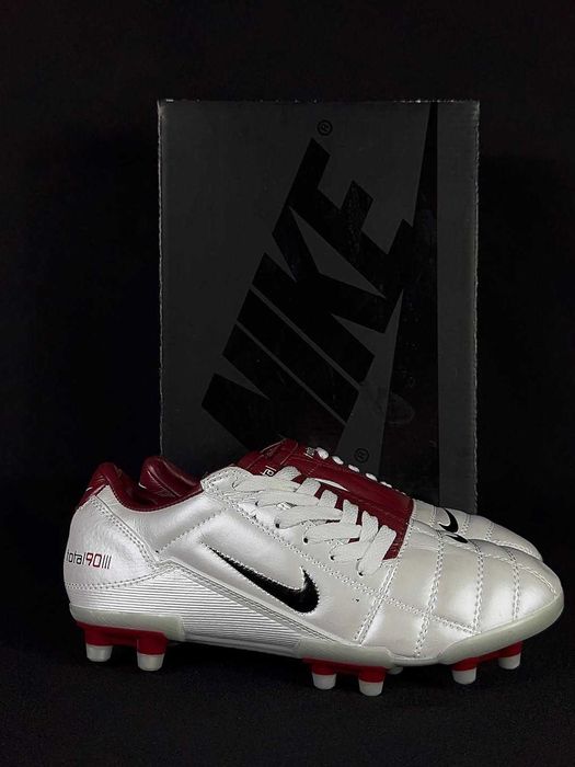 Chuteiras Nike Legend Total90 Elite