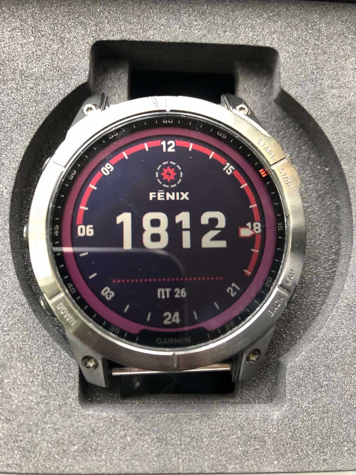 Продам годинник Garmin fenix 7 Solar сірий з чорним ремінцем титановий