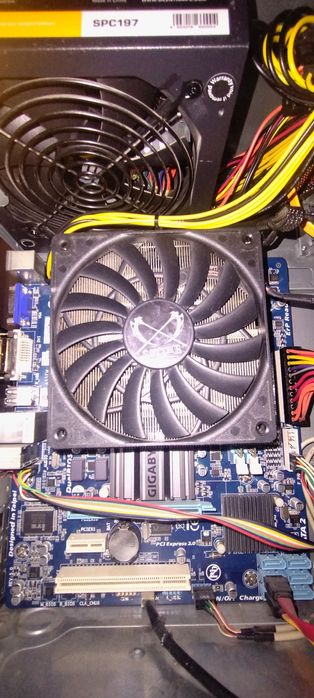 Sprzedam komputer stacjonarny