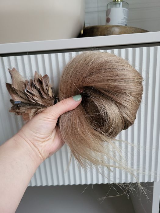 Włosy pasemka tape on