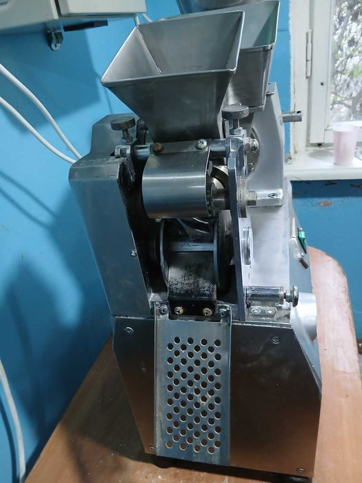 Модернизированный пельменный аппарат JGT (JGL) -60