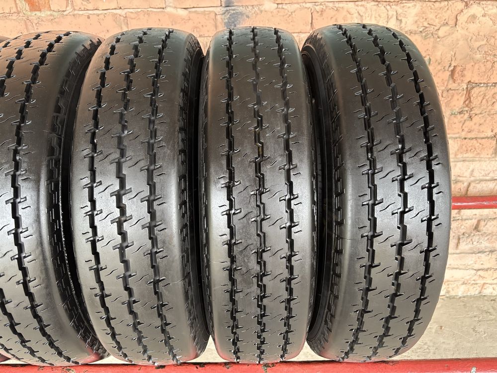 В наявності 6шин Літніх 185/75R16c Pirelli