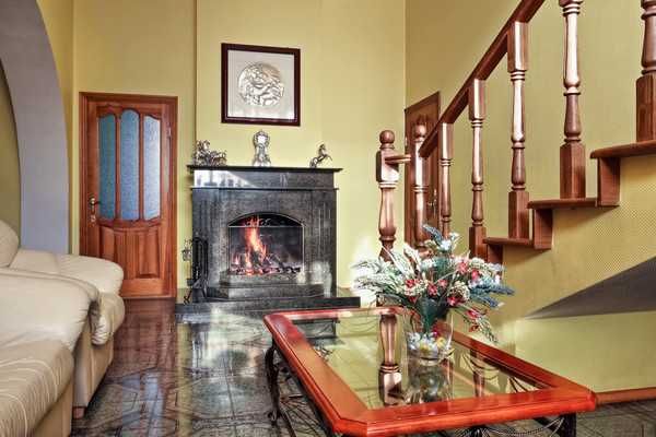 Аренда  посуточно с Бассейном Софиевская борщаговка .