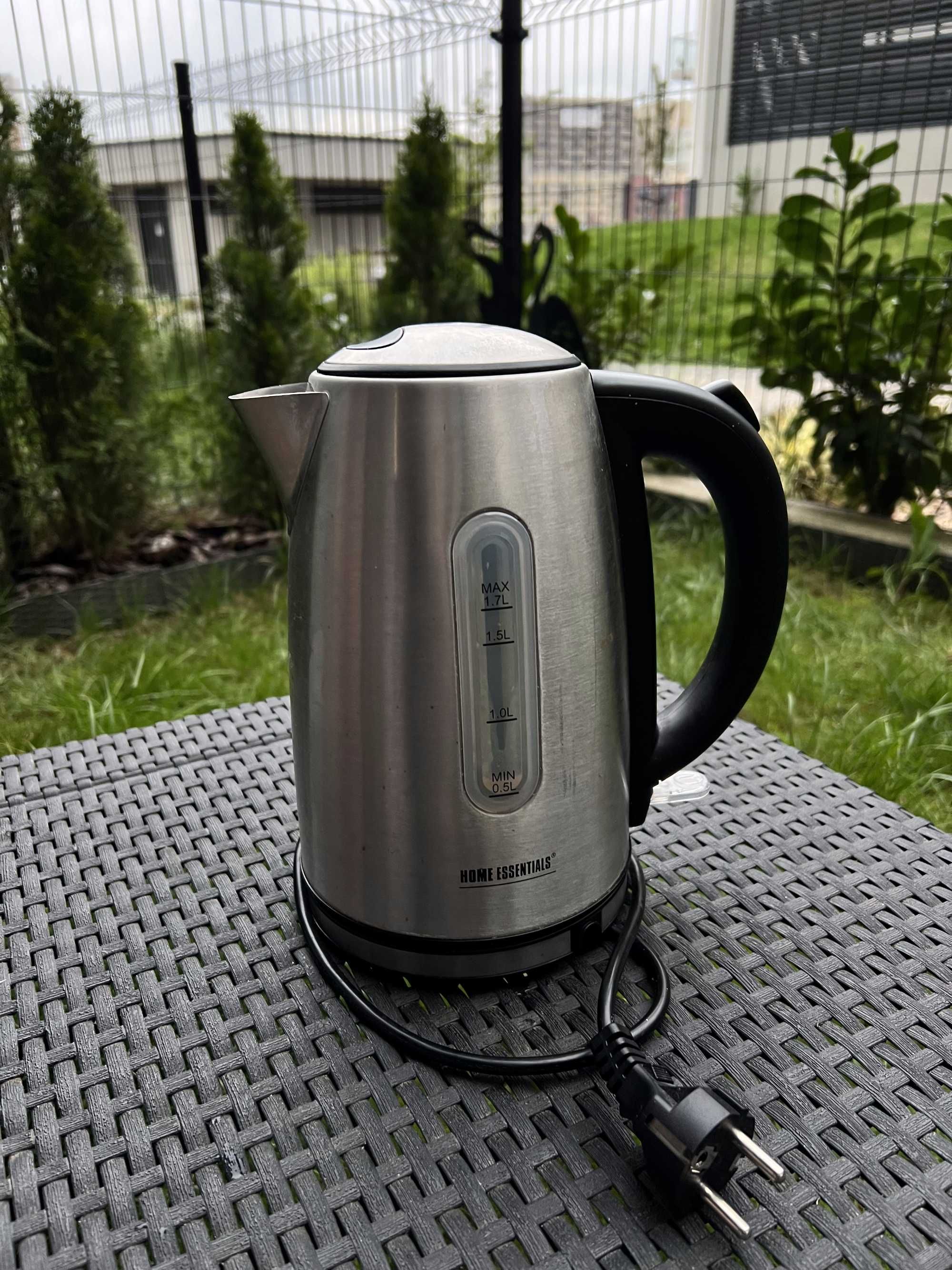 Czajnik elektryczny stalowy HOME ESSENTIALS 1.7L