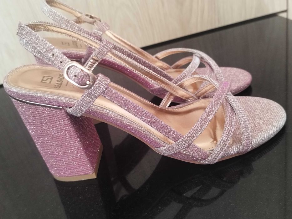 Sandália salto alto Glitter