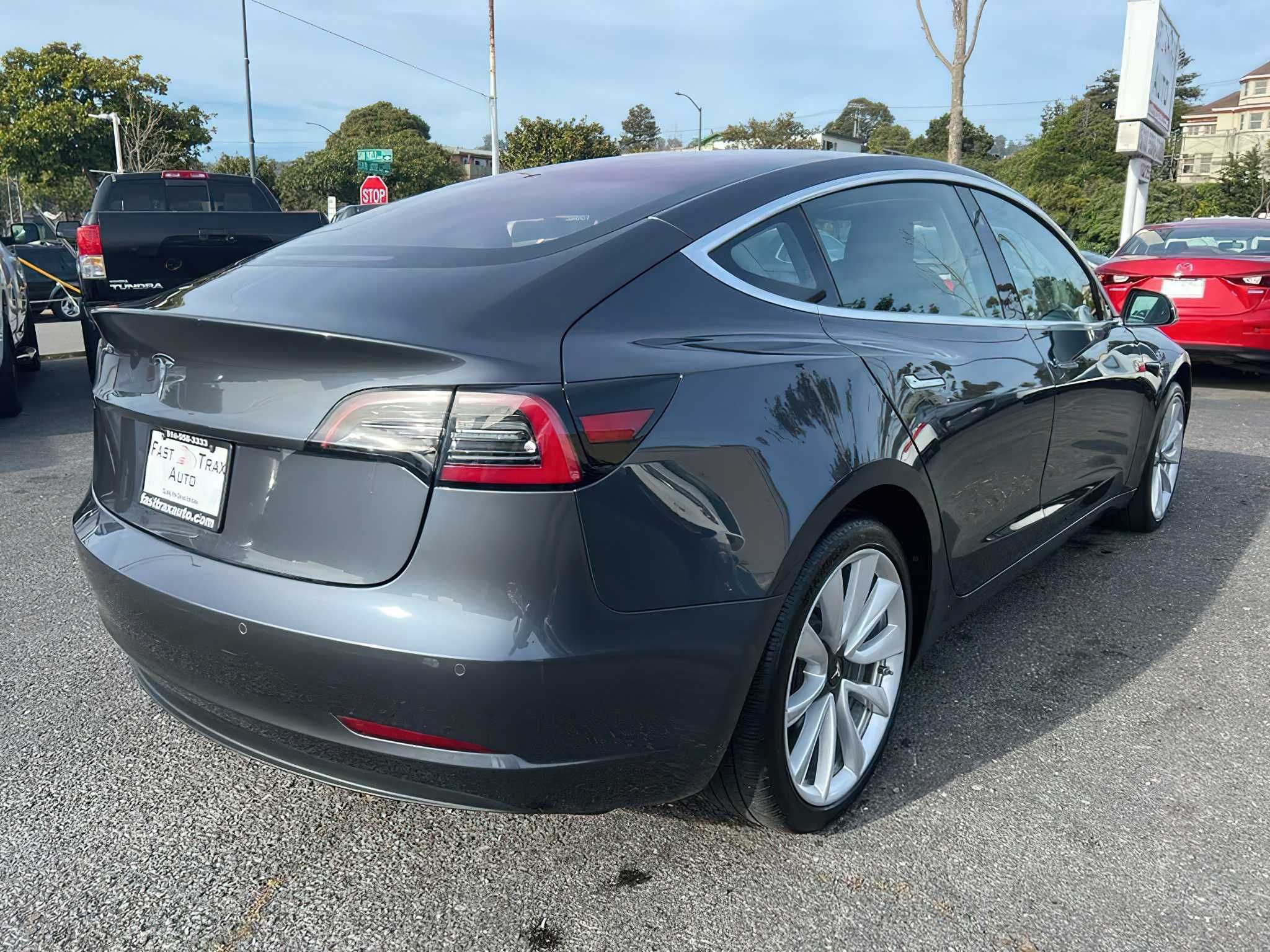 Tesla Model 3 2017