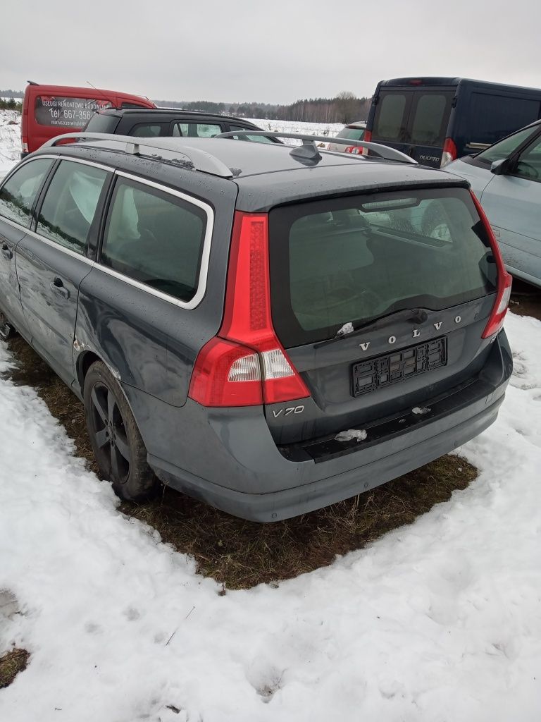 Volvo v70 2.4 D5 silnik  skrzynia automatycna drzwi lampa błotnik skór