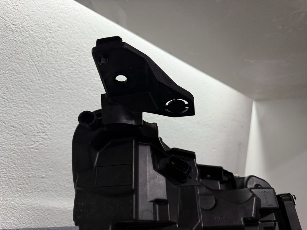 Peugeot 208 II 2008 II lift 2023+ lampa lewa Full LED