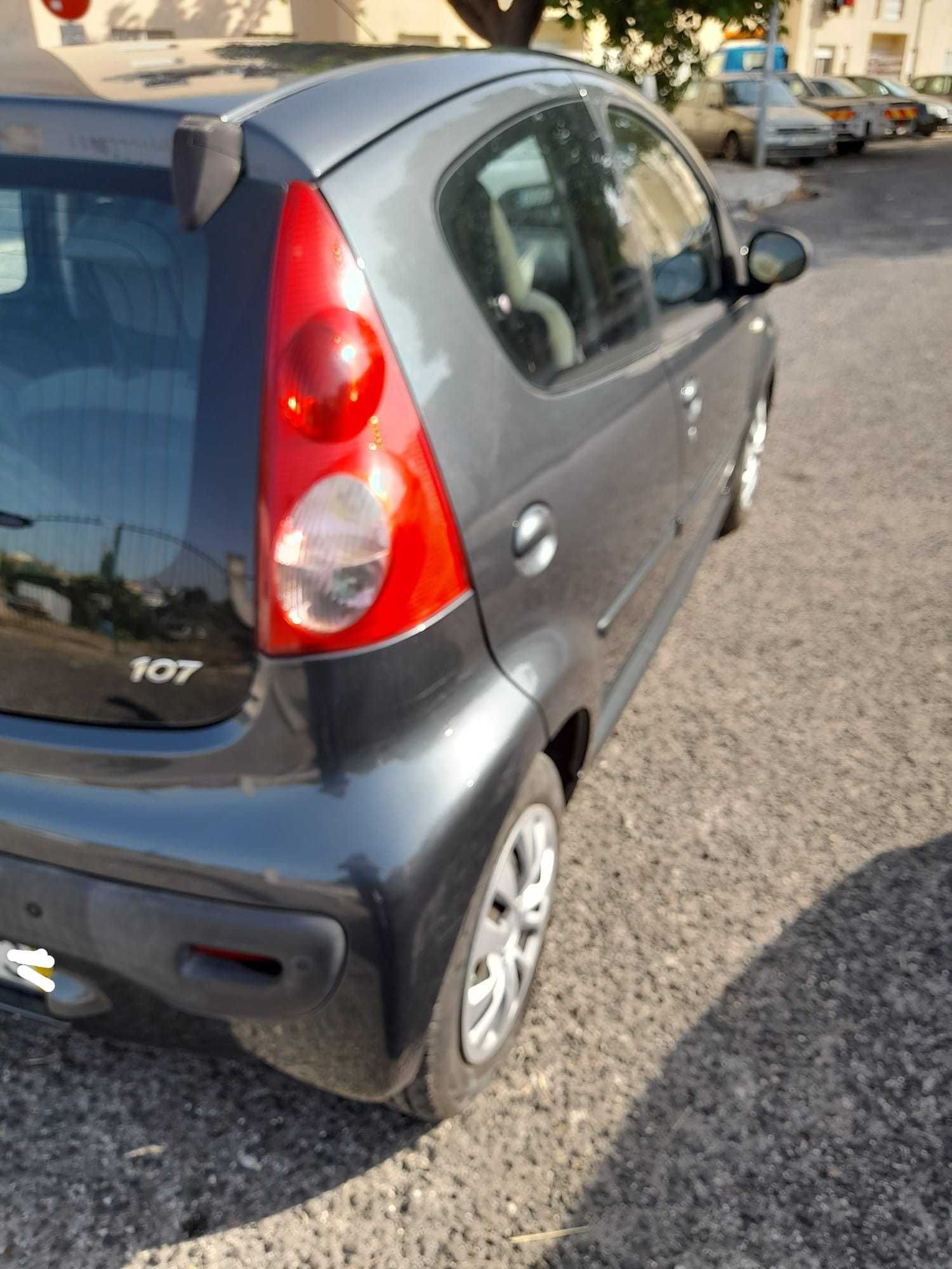 Peugeot 107 1.0 - 2006