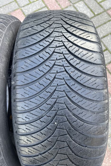 Opony caloroczne Falken 205/55 R16 /cena za dwie