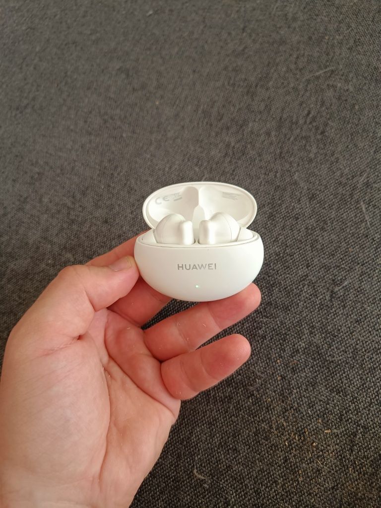 Наушники Huawei FreeBuds 4i