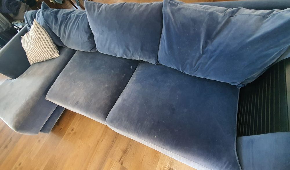 Vendo sofá chaise longue azul com almofadas