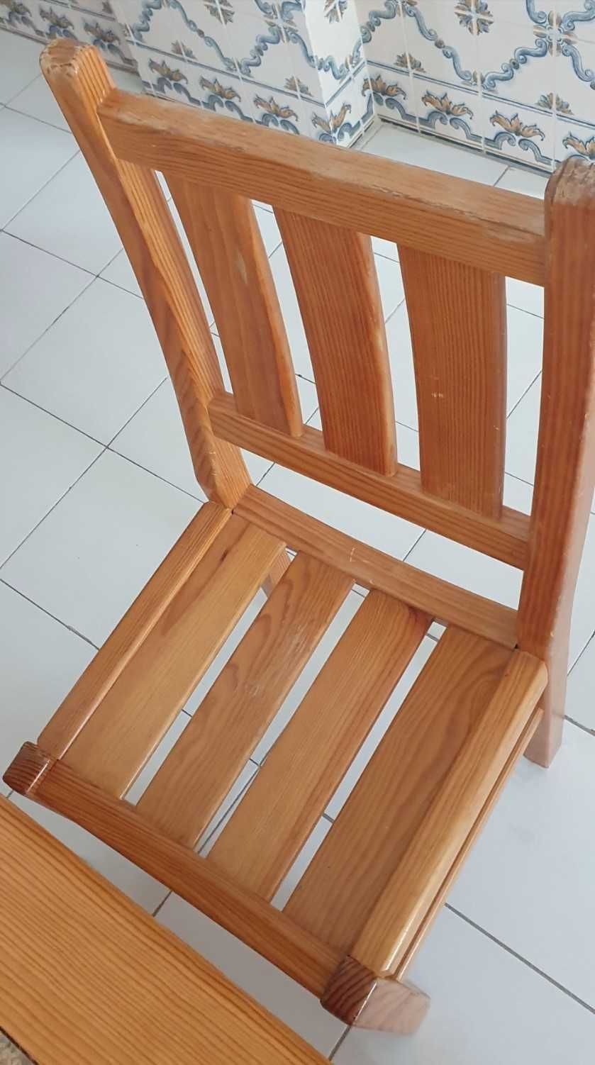 Mesa de jantar com 6 cadeiras madeira pinho