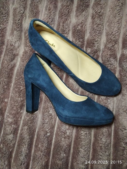 Туфлі замша Clarks