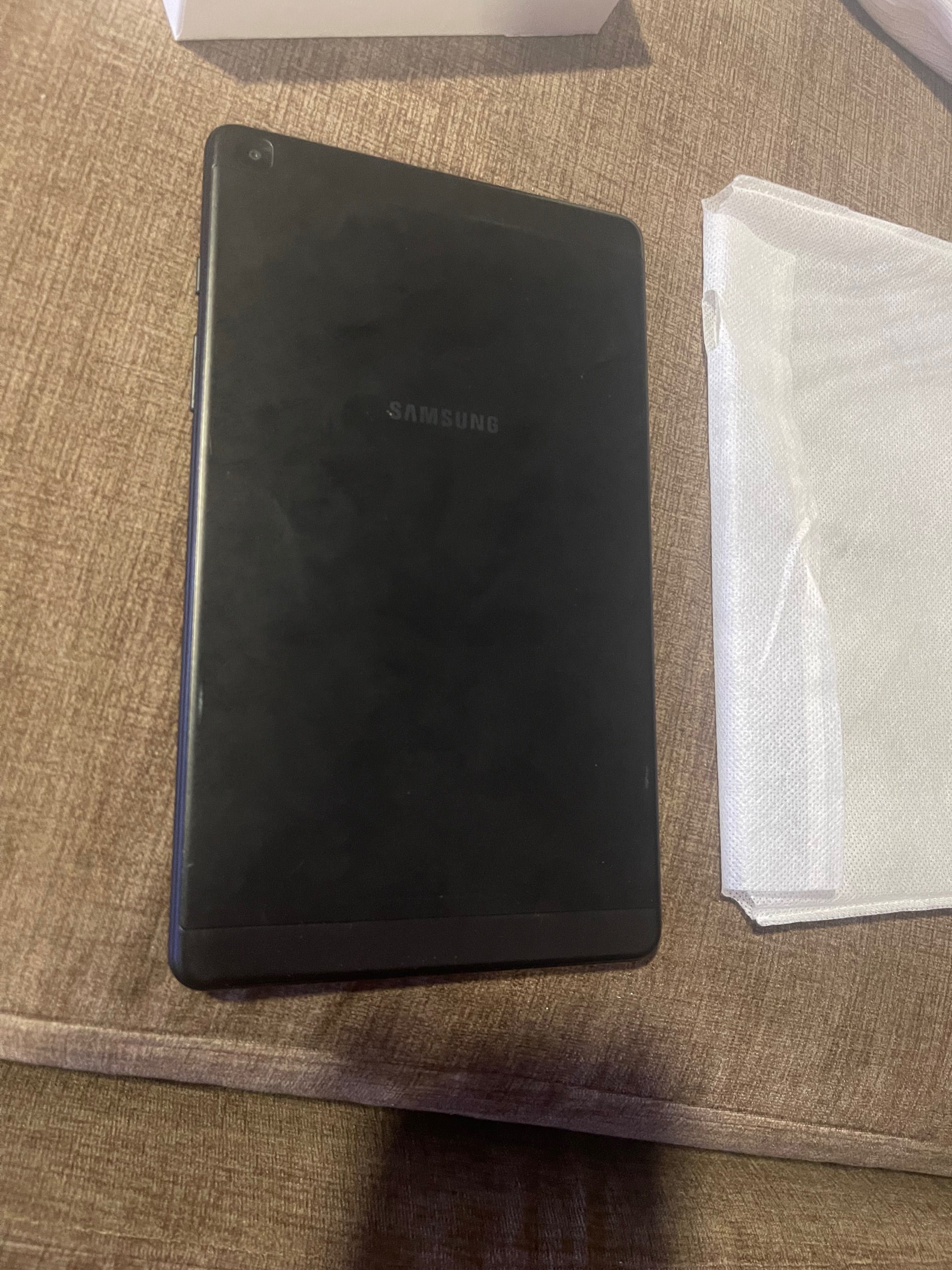 Samsung Tab A com ecrã partido