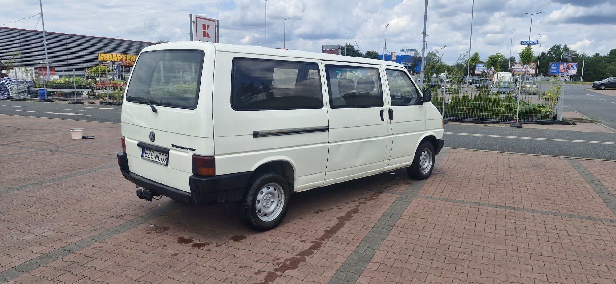 Volkswagen Transporter T4 2.4 Diesel 1995 – 6-osobowy Hak