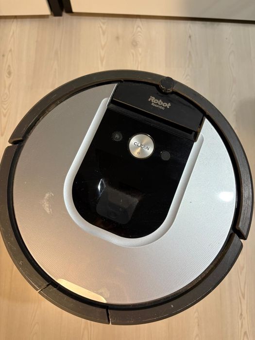 iRobot Roomba – robot odkurzający z bazą dokującą i wirtualną ścianą