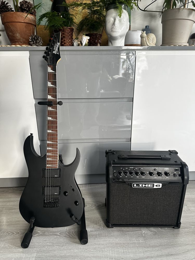 Gitara elektryczna ibanez czarna plus wzmacniacz