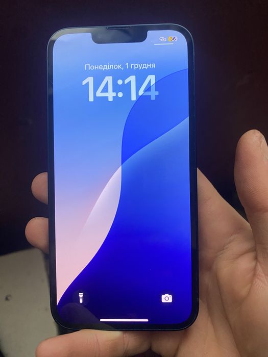 Продам айфон 13 256 гб