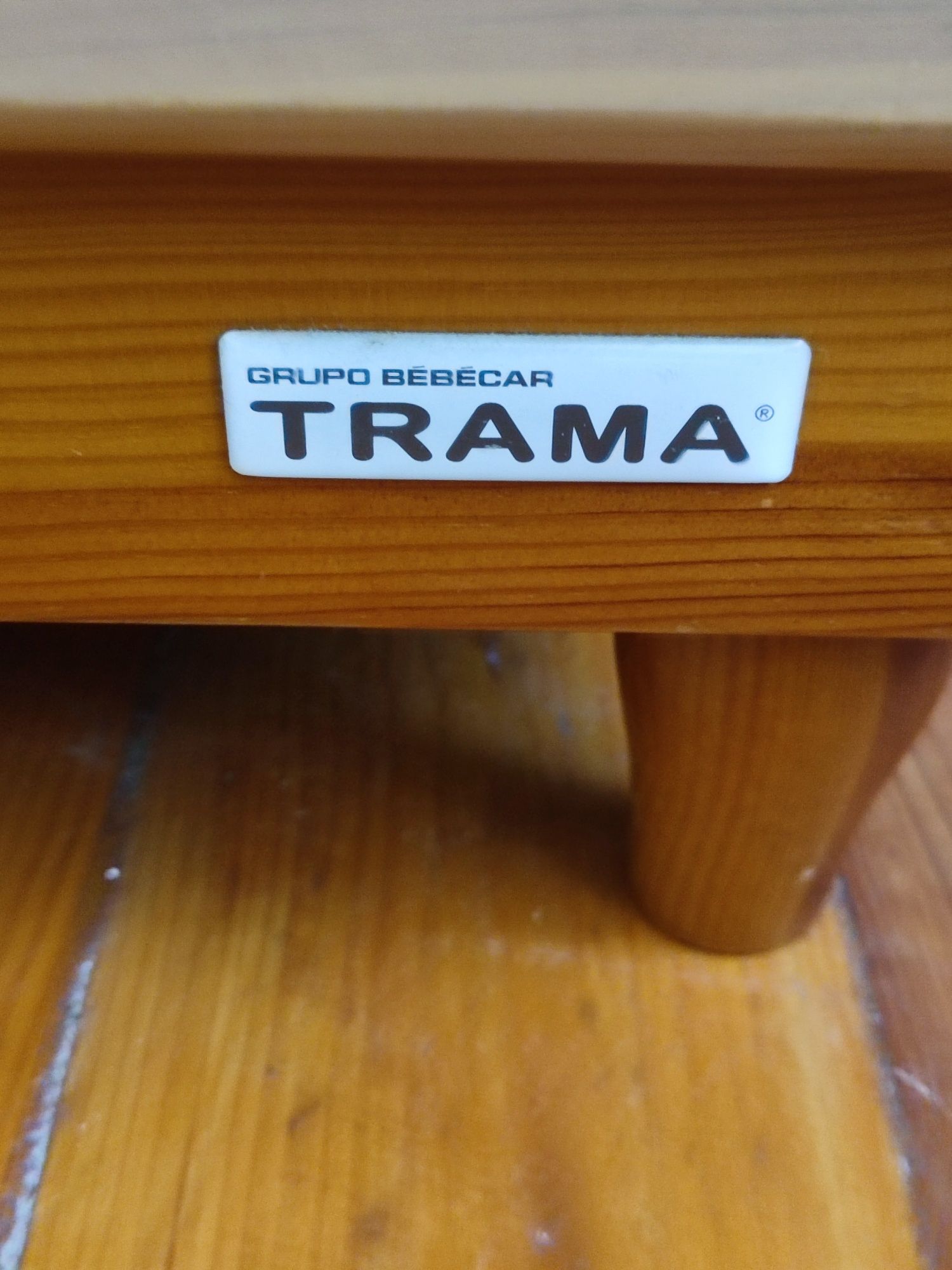 Cómoda quarto muito bom estado.