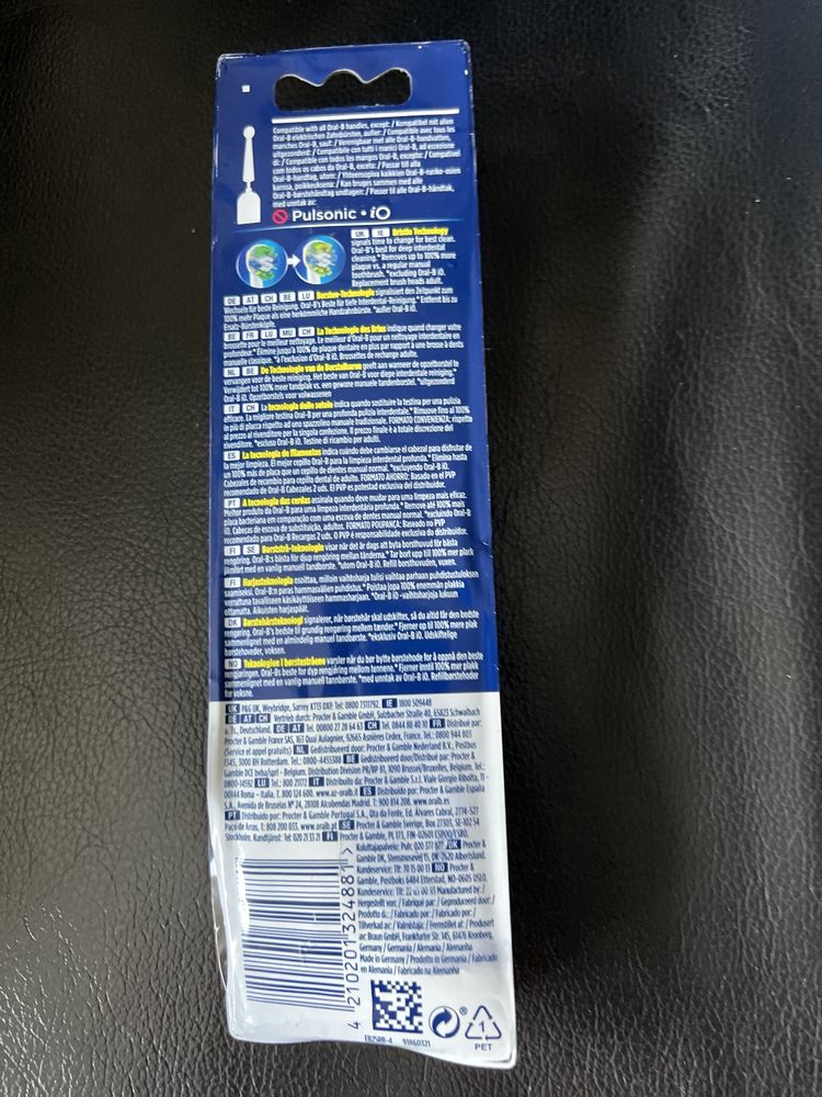 Szczoteczki Oral-b floss action