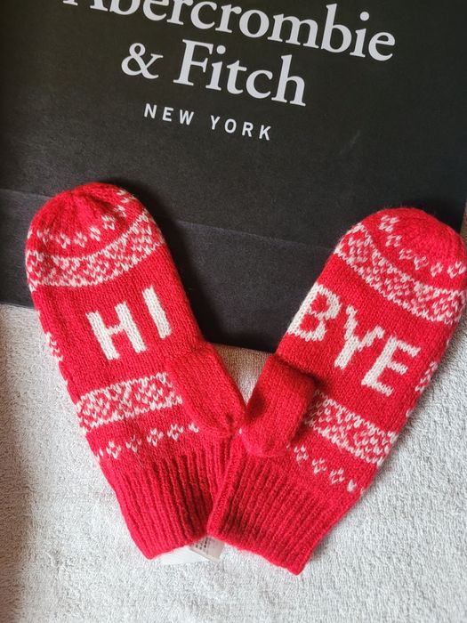 Abercrombie and Fitch oryginalny z USA komplet szal szalik rekawiczki