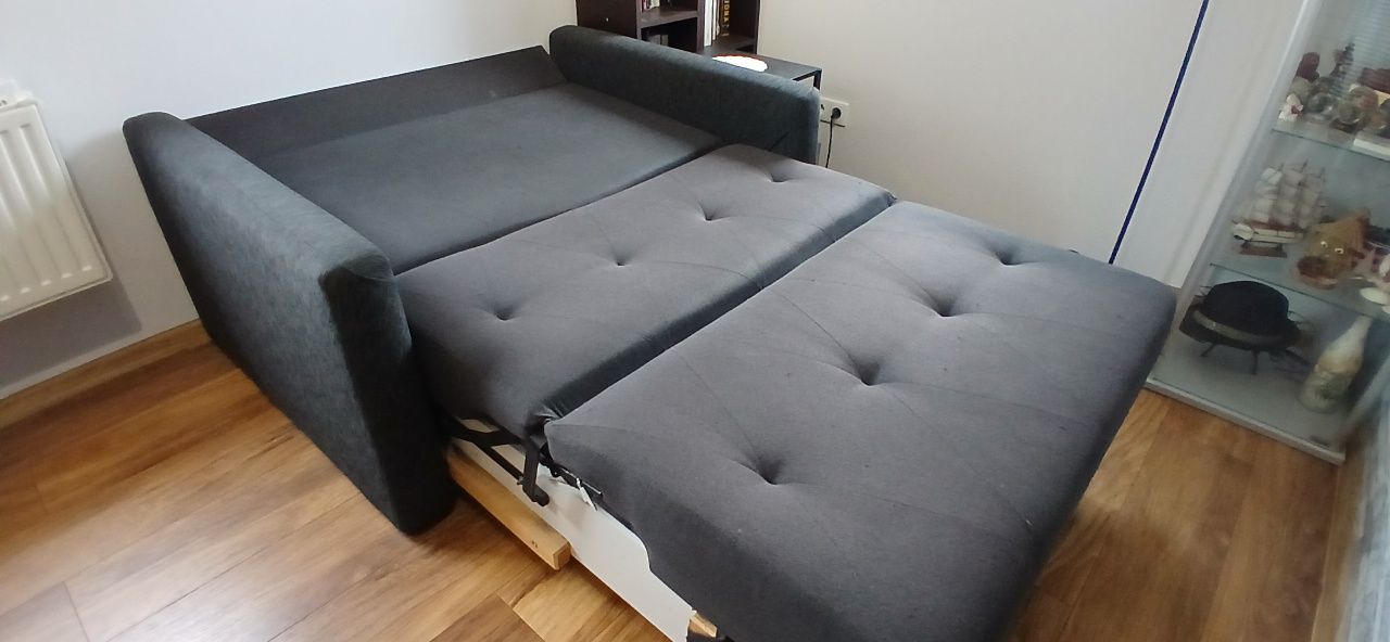 Sofa dwuosobowa rozkładana