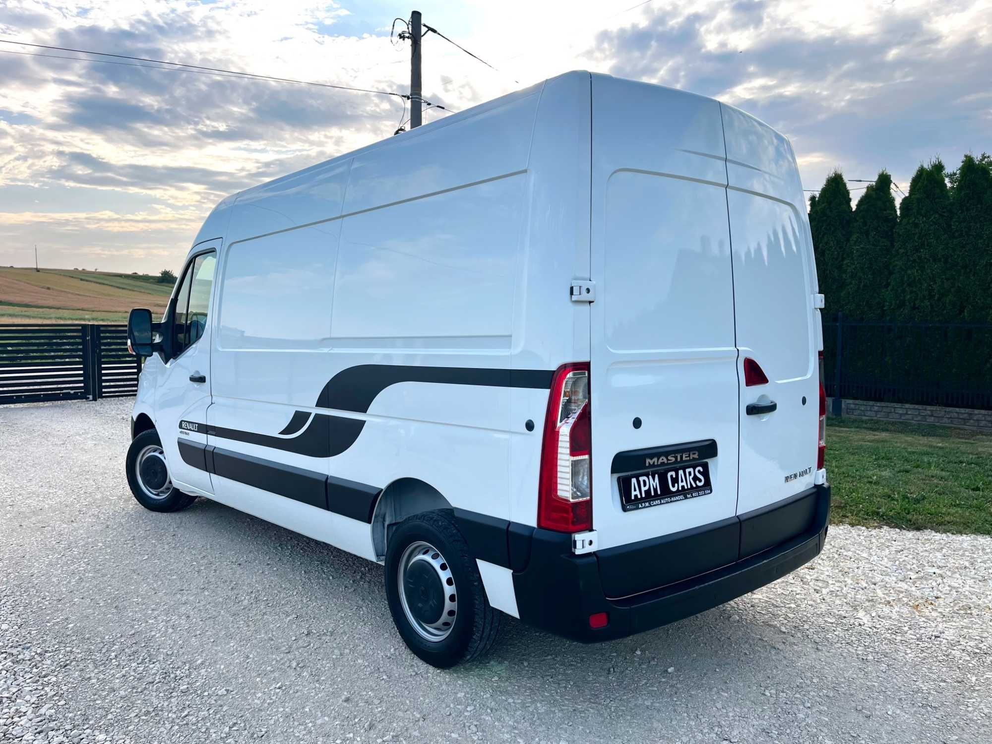 Renault Master / L2H2 / 2,3 diesel 125 koni / Klima