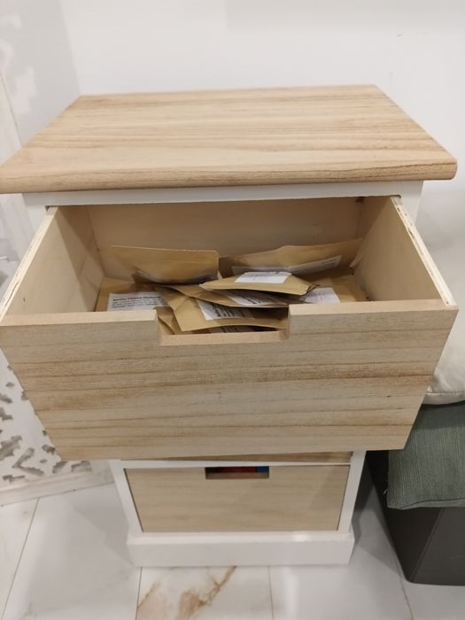 Pequeno móvel 80 cm