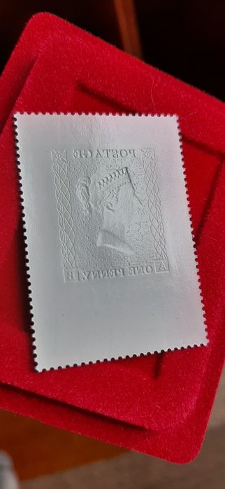 The penny black na embalagem