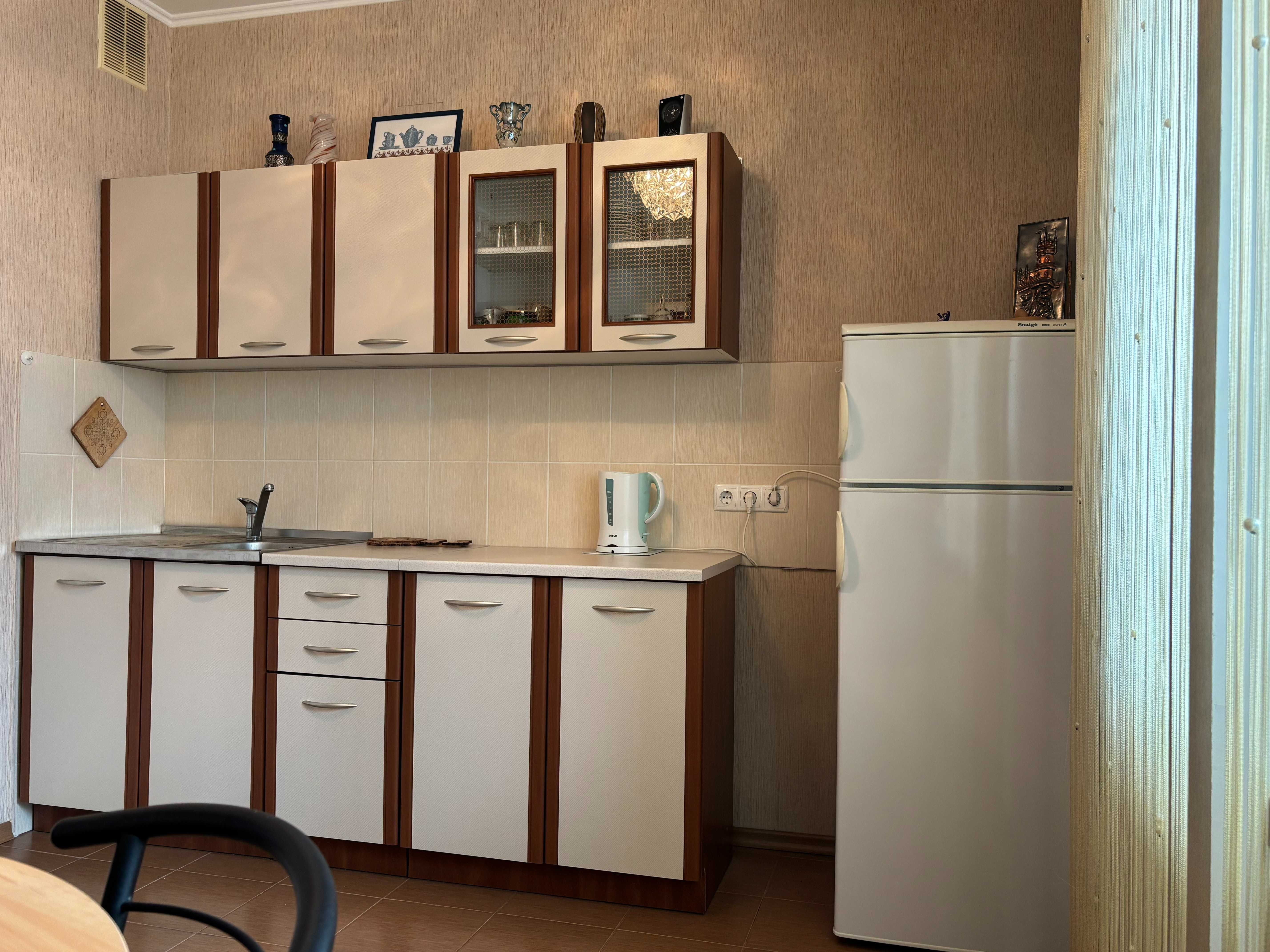 Продаж 1 Дарницький, вул. Драгоманова 1-к