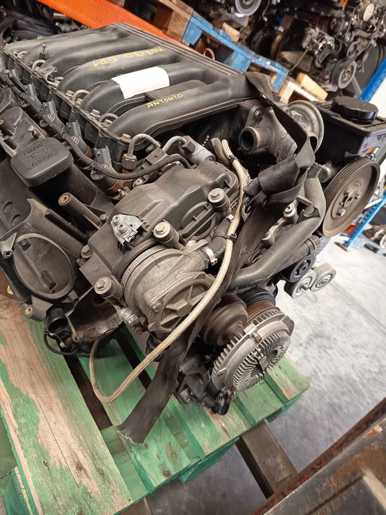 Motor Bmw X5 3.0D de 2002 bloco ferro ref 306D1-M57D30
