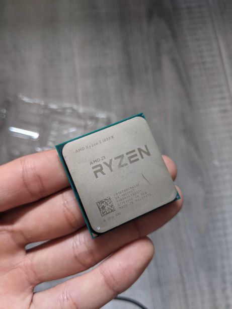 Процессор Ryzen 5 1600X 6ядер 3,6 (Turbo 4,0)ghz am4 в идеале amd