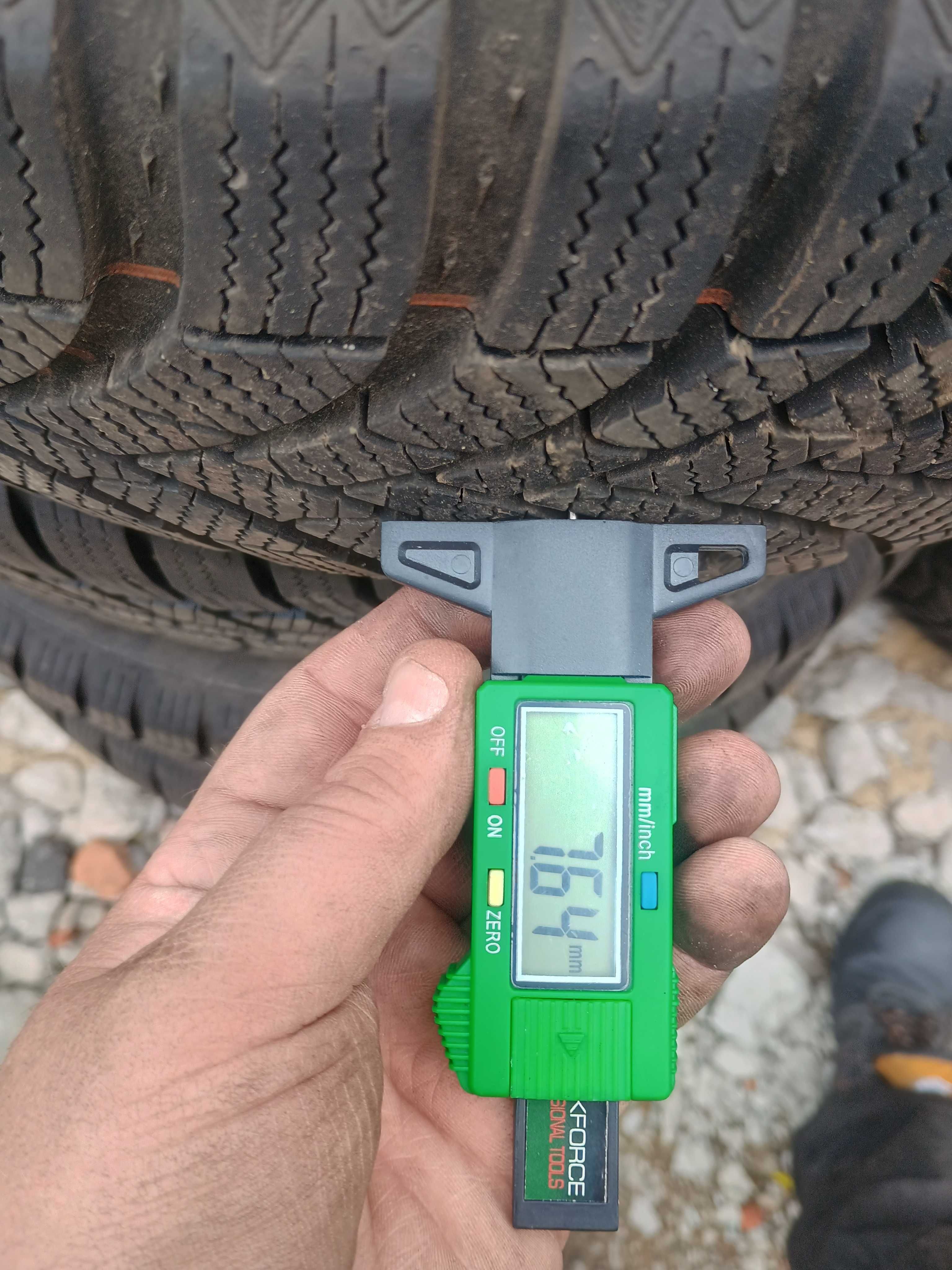 Zimowe opony Semperit 185/60 r15 Para 2 sztuki 2022r. 7.6 mm