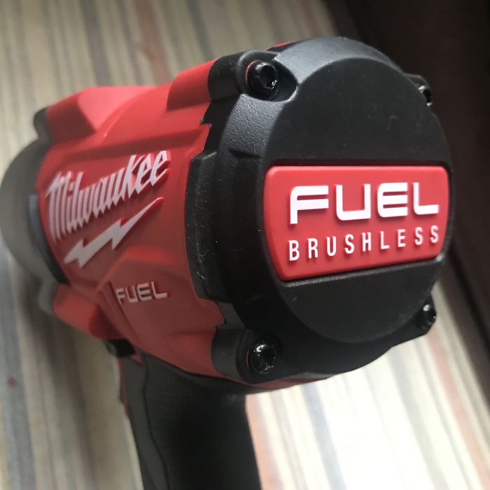 акум  MILWAUKEE m18