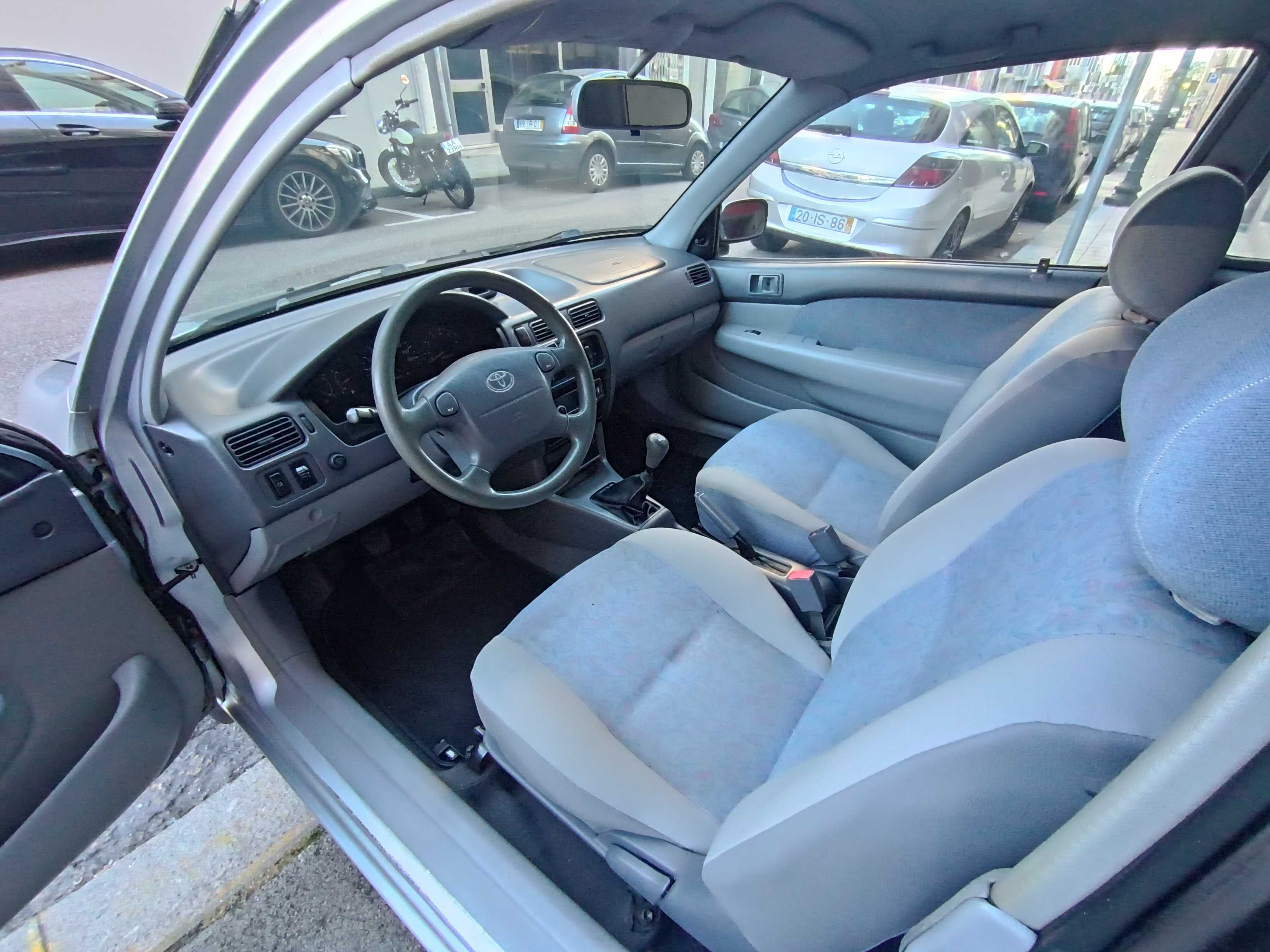TOYOTA STARLET 1.3i 3 portas