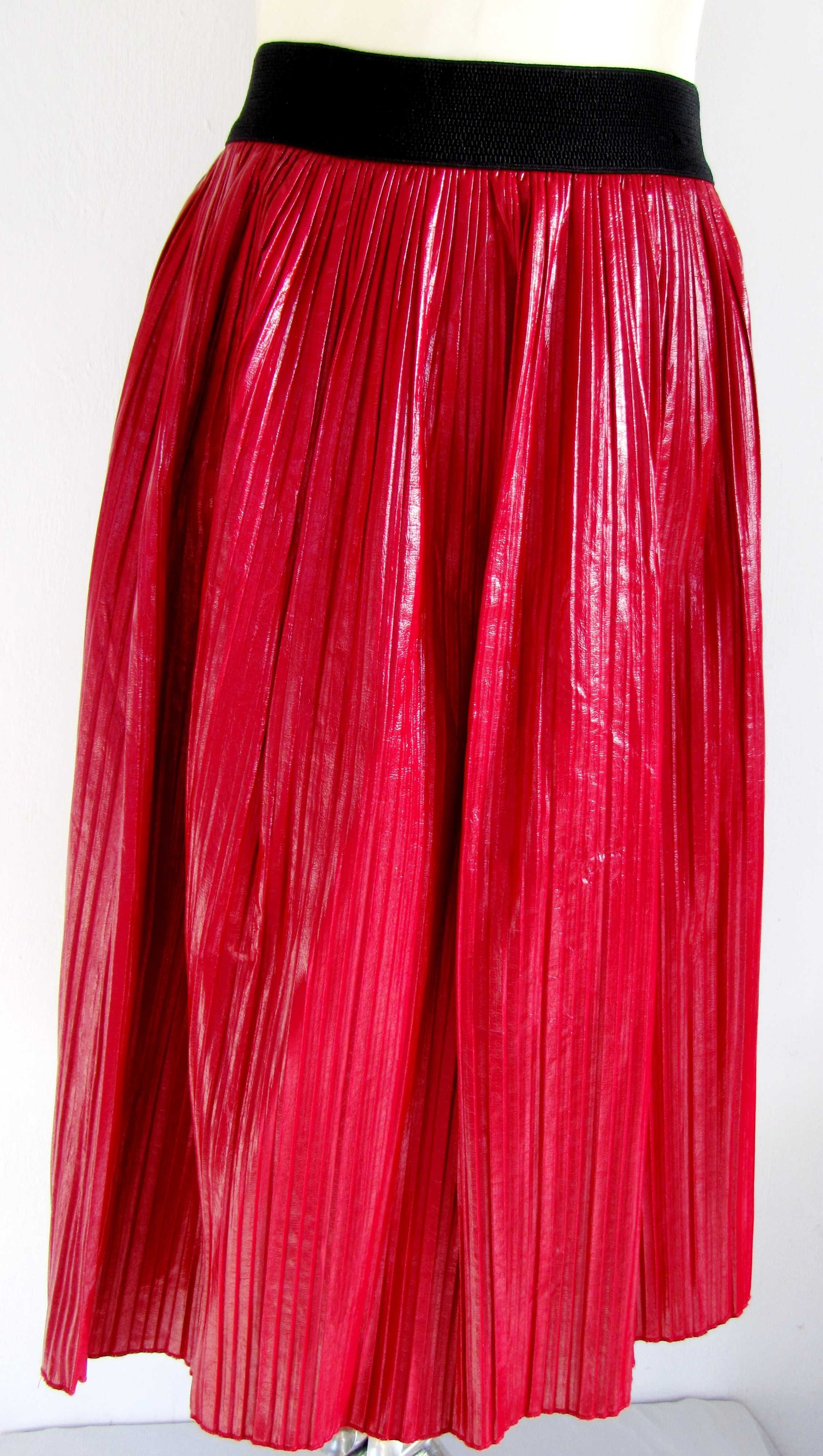 Zara Plisowana spódnica r.M,ekoskóra czerwona