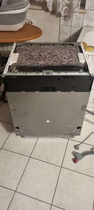 Zmywarka do zabudowy Beko din26422