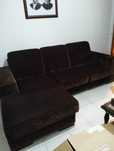 Sofá de veludo castanho chocolate chaise long