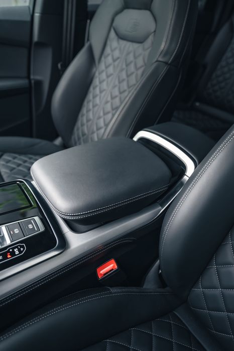 Wynajem Audi Q7 2025, 397hp, Wypożyczalnia aut Premium