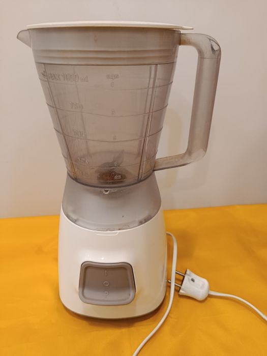 Блендер Philips Daily Collection HR2052/00.